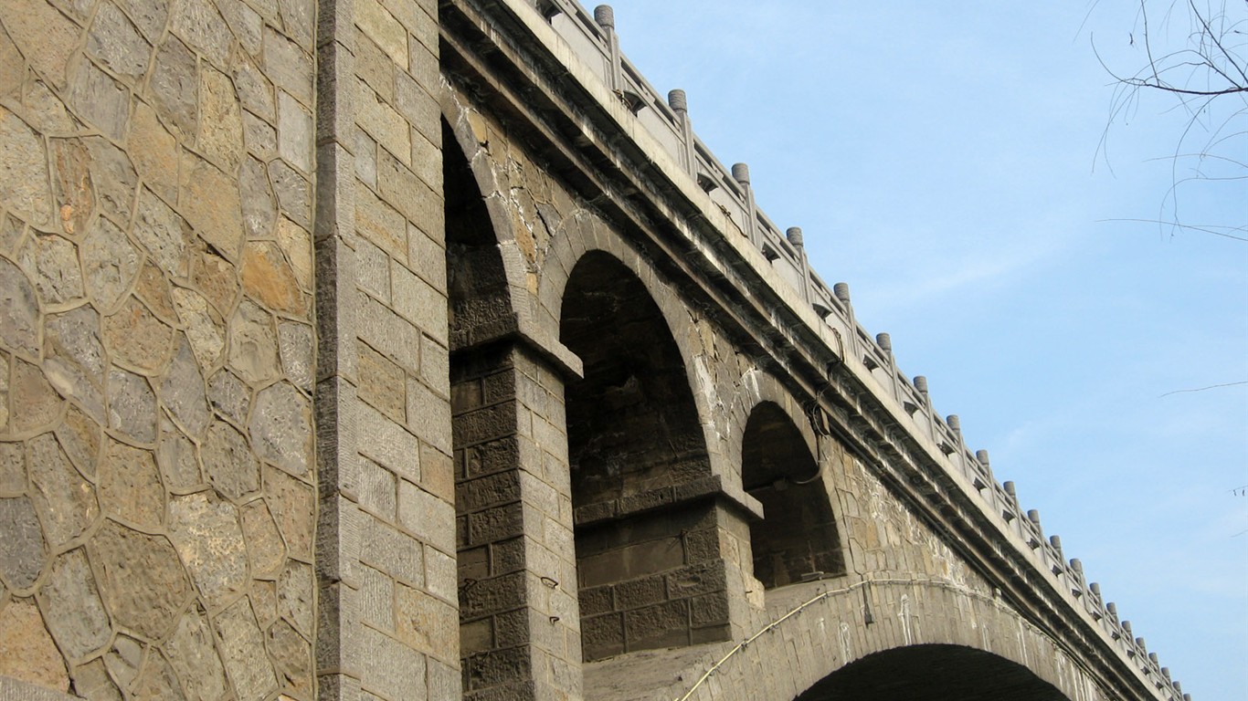 Luoyang, Grutas de Longmen Wallpaper #22 - 1366x768