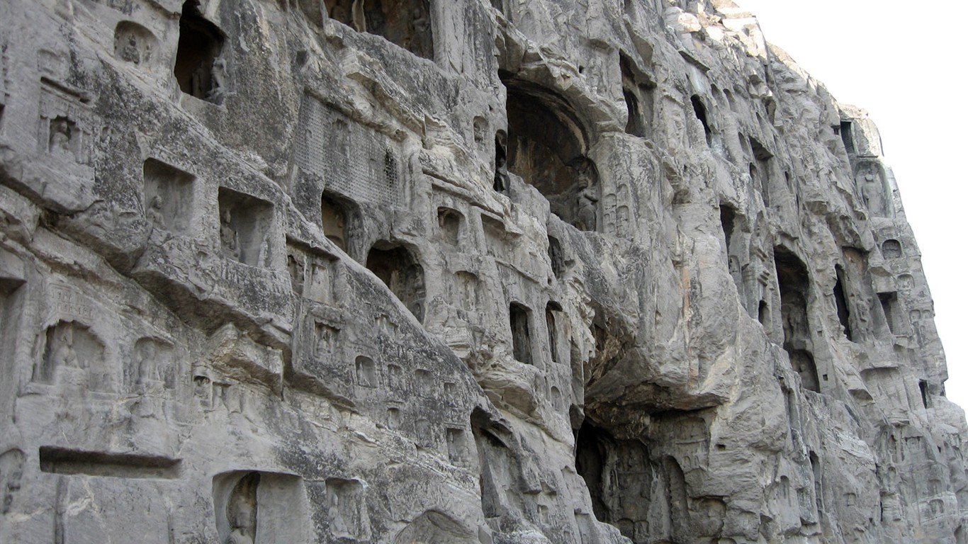 낙양, Longmen의 Grottoes는 배경 화면 #35 - 1366x768