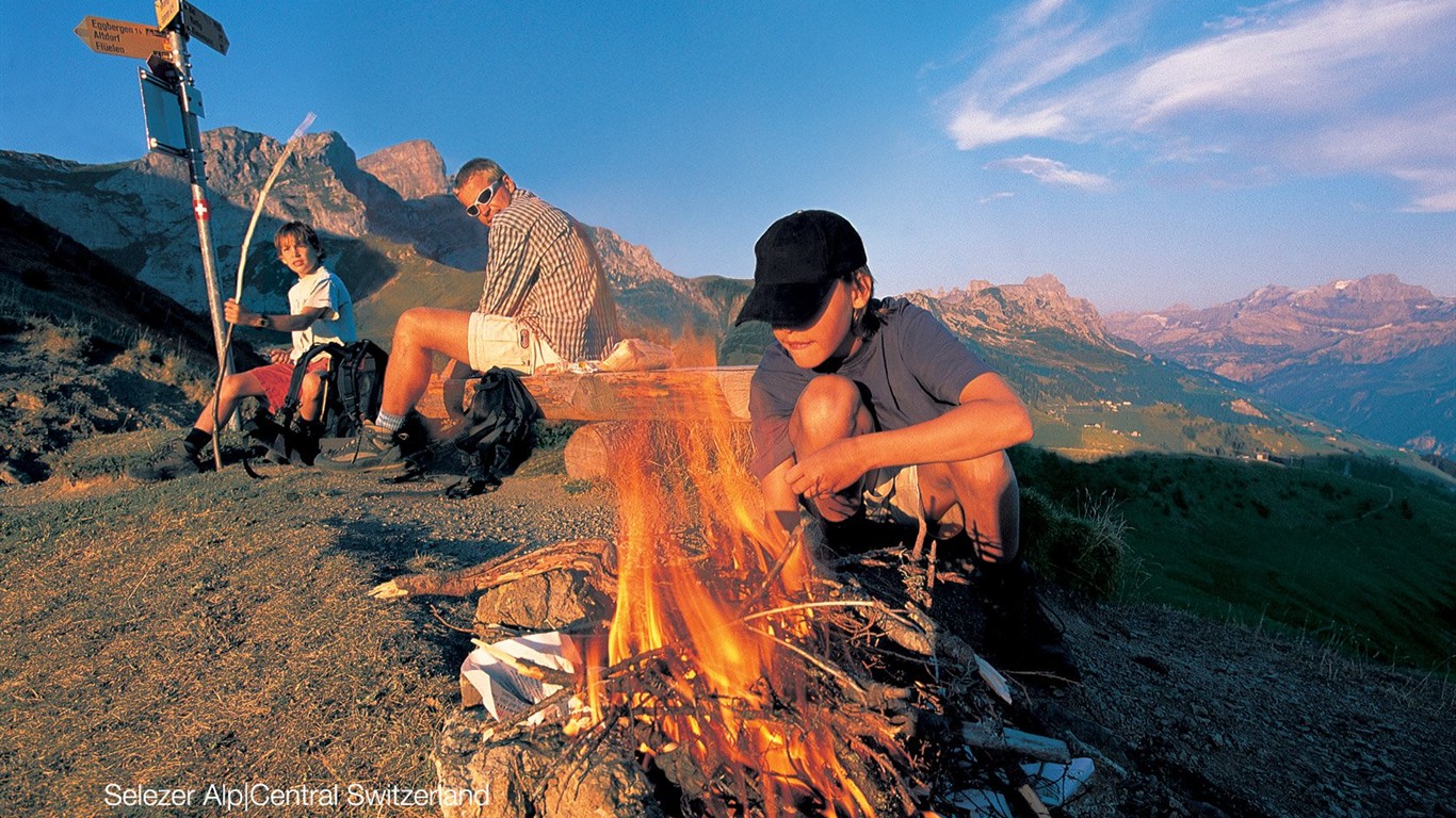 Suiza fondos de escritorio de lugares de interés turístico de verano #3 - 1366x768