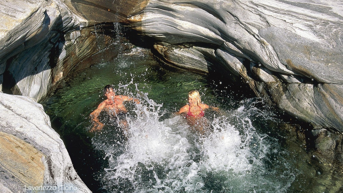 Suiza fondos de escritorio de lugares de interés turístico de verano #13 - 1366x768