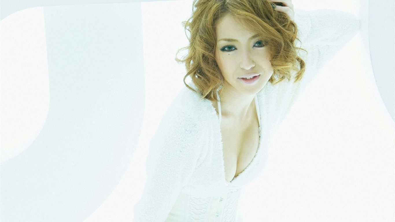 美女壁紙專輯(二) #22 - 1366x768