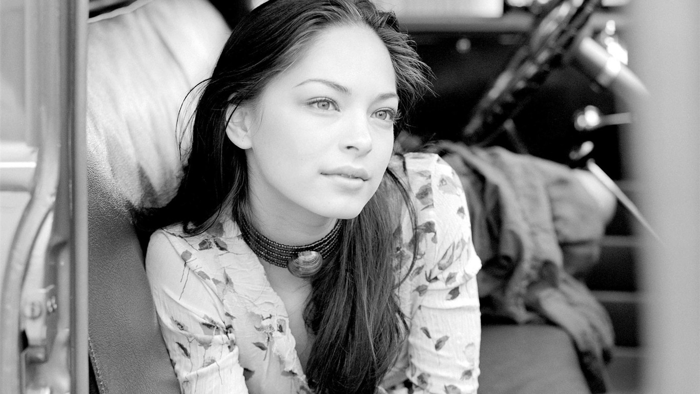 Kirsten Crook krásnou tapetu #8 - 1366x768