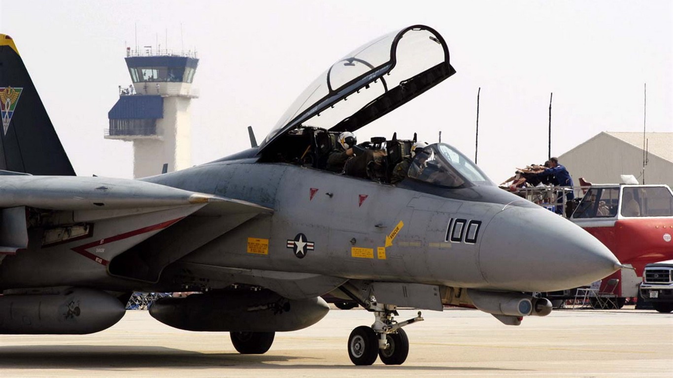 U. S. Navy F14 Tomcat bojovník #14 - 1366x768