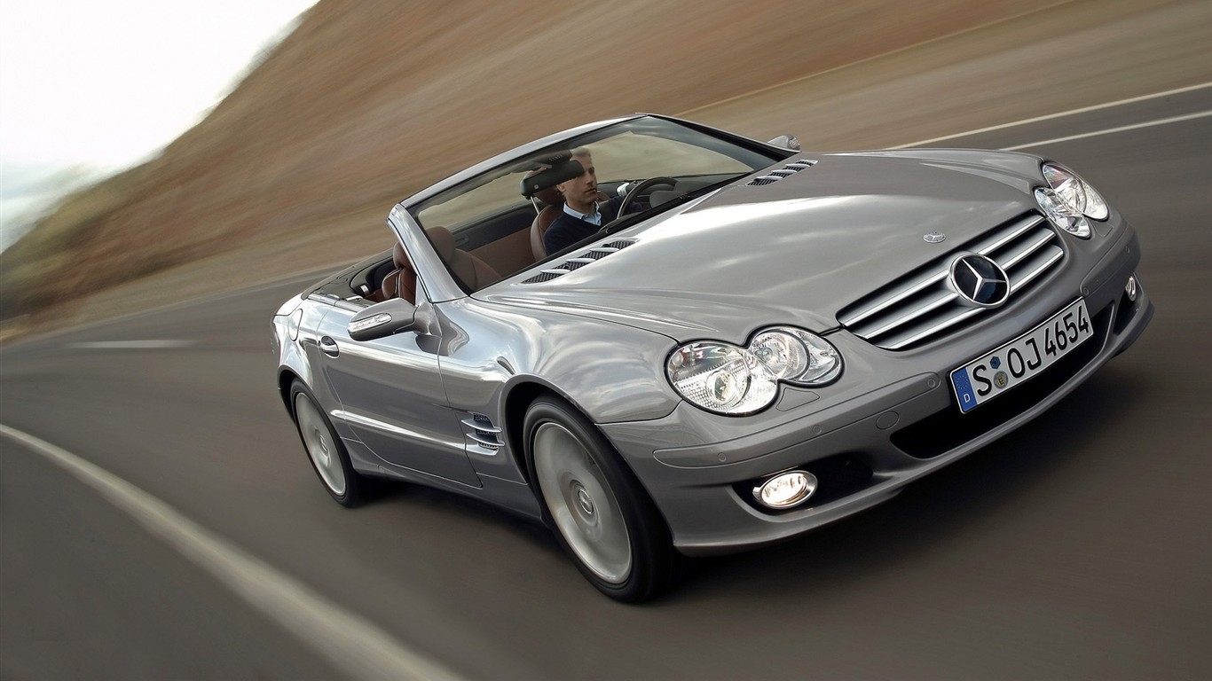 Mercedes Benz wallpaper album (2) #13 - 1366x768