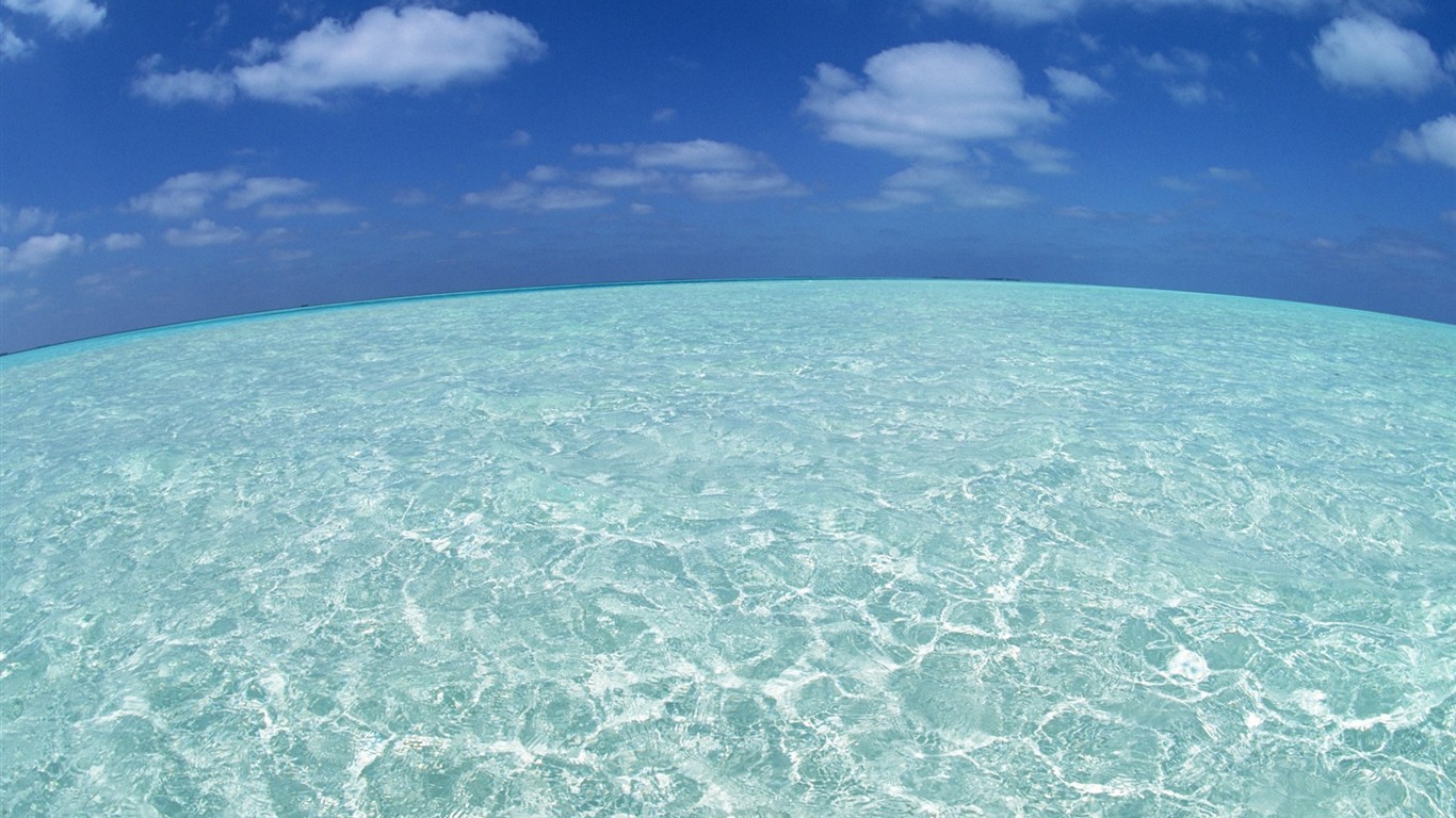 Malediven Wasser und blauer Himmel #18 - 1366x768