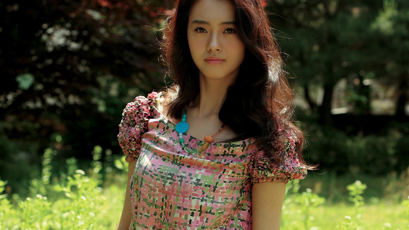 Jižní Korea Instyle vzorové #30 - 1366x768