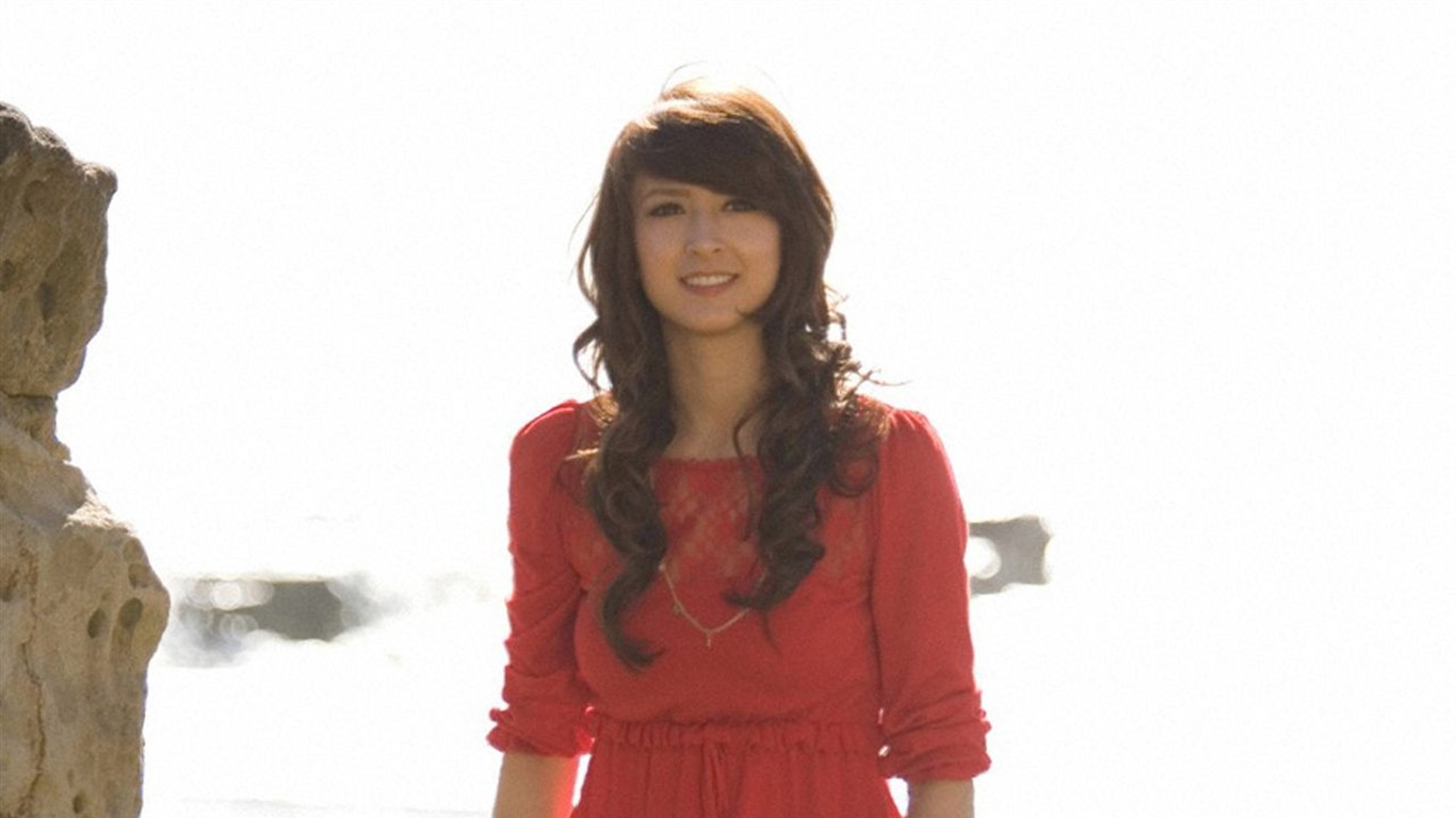 Leah Dizon壁紙專輯 #10 - 1366x768