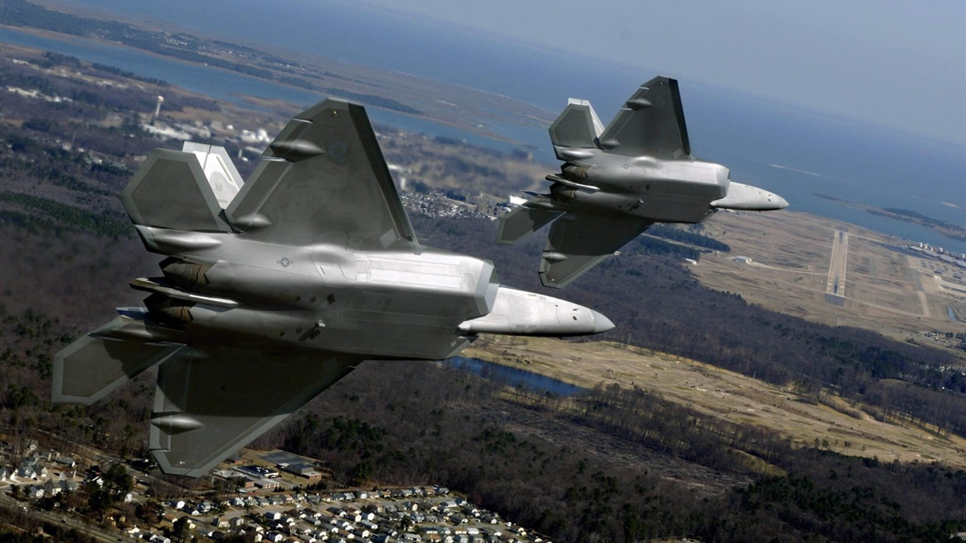軍用空中裝備英姿壁紙 #17 - 1366x768