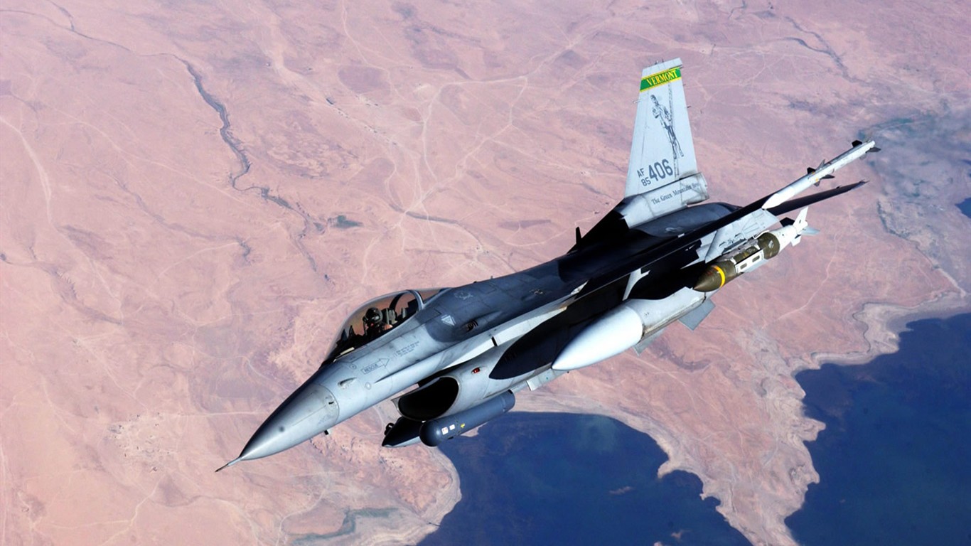 軍用空中裝備英姿壁紙 #21 - 1366x768
