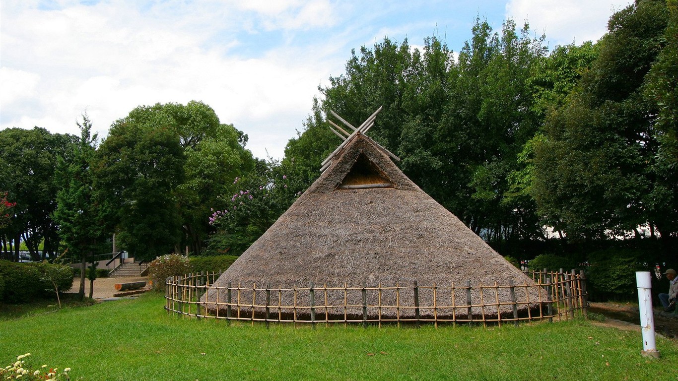 Park krásnou tapetu #12 - 1366x768