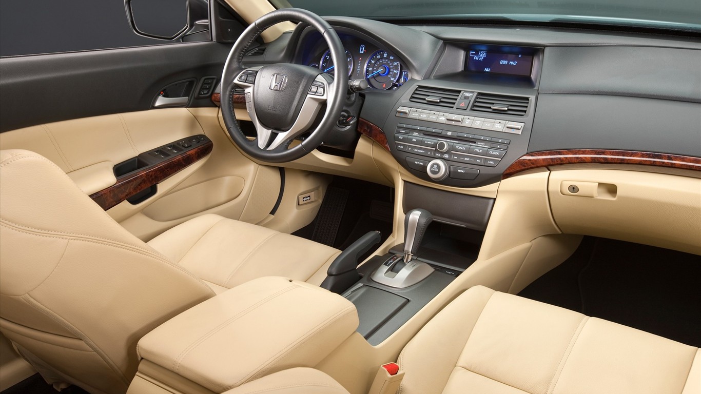 2010 Honda Accord Wallpaper #4 - 1366x768