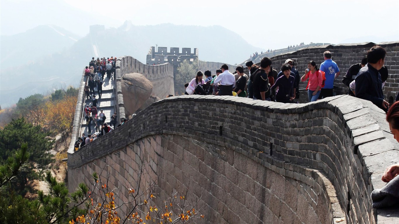 Peking Tour - Badaling Velká čínská zeď (GGC práce) #14 - 1366x768