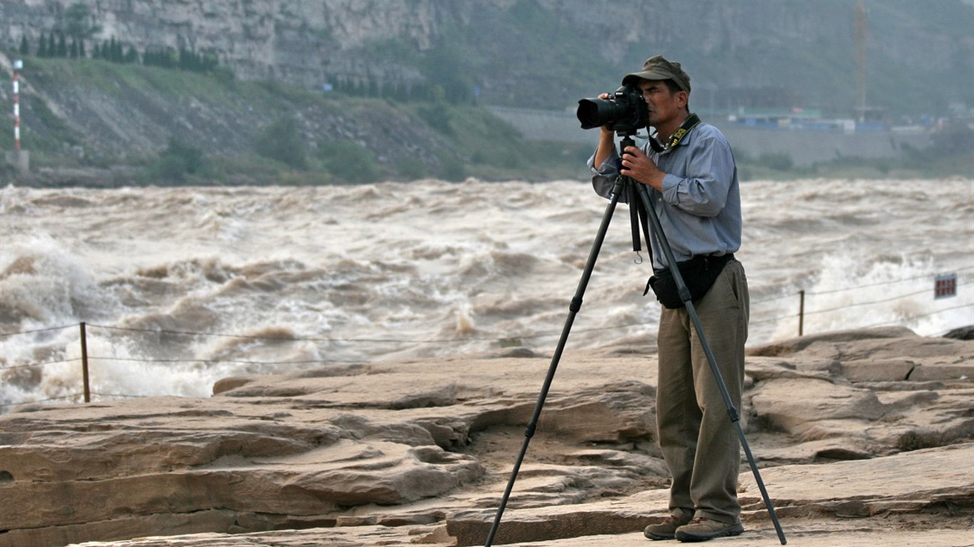 Écoulement continu du fleuve Jaune - Cascade de Hukou Notes de Voyage (Minghu œuvres Metasequoia) #8 - 1366x768