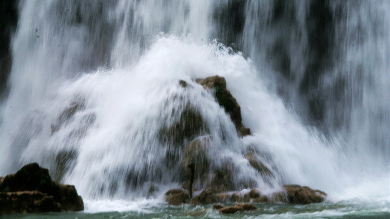 Detian Falls (Minghu Metasequoia works) #9 - 1366x768