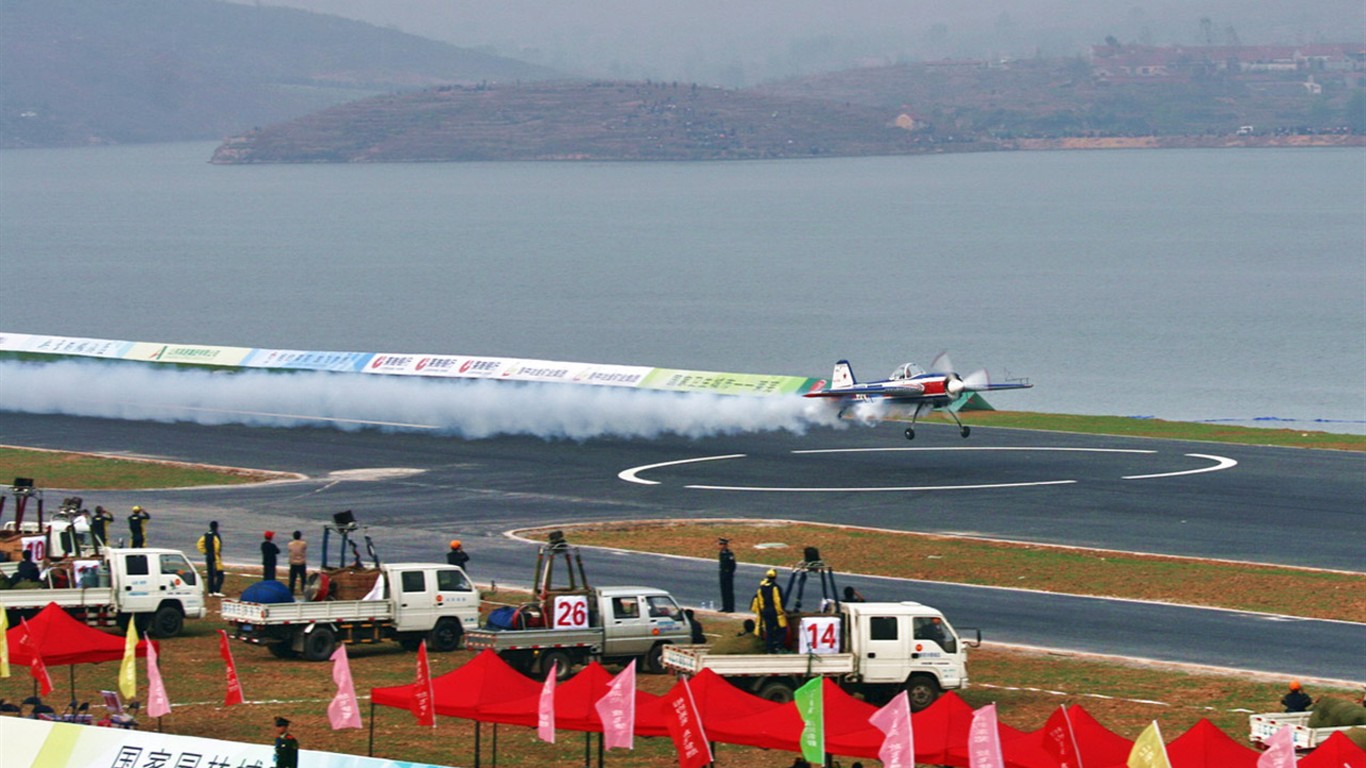 The International Air Sports Festival Glimpse (Minghu Metasequoia works) #19 - 1366x768