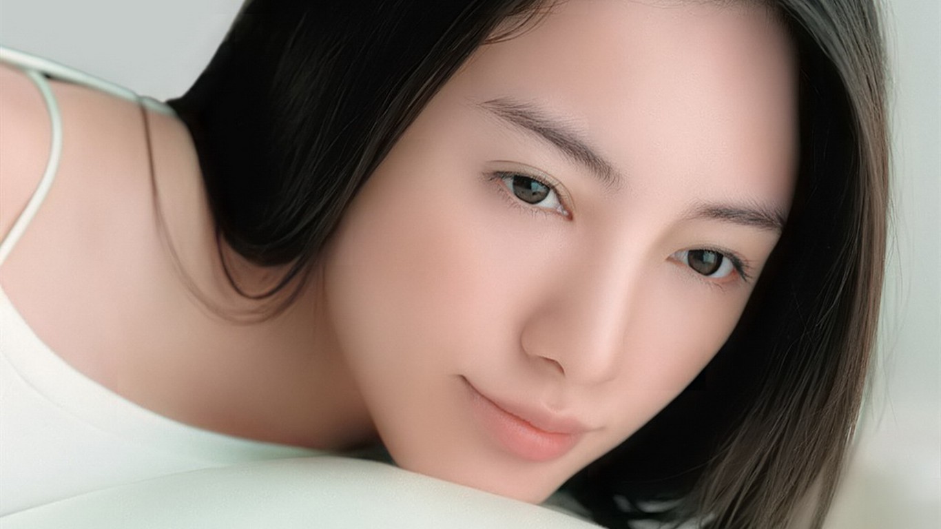 中外美女迷人桌面壁紙 #6 - 1366x768
