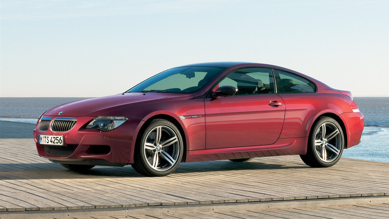 BMW M6-Wallpaper #4 - 1366x768