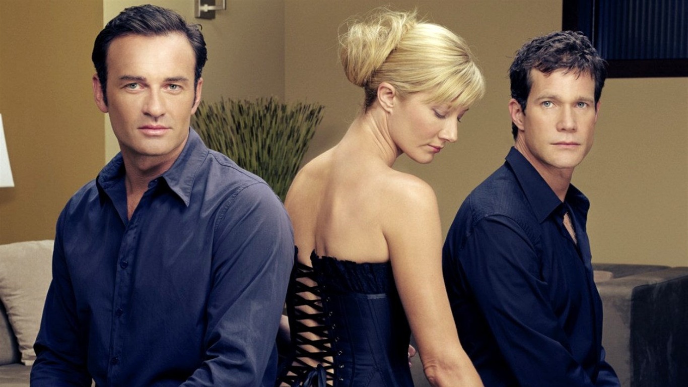 Nip Tuck wallpaper #3 - 1366x768
