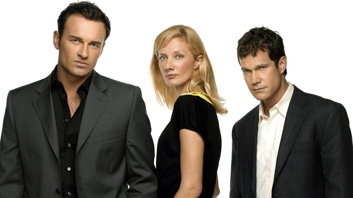 Nip Tuck wallpaper #19 - 1366x768