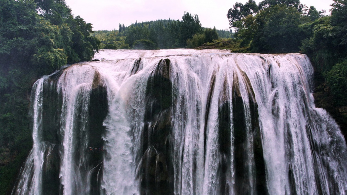 Huangguoshu Falls (Minghu obras Metasequoia) #4 - 1366x768