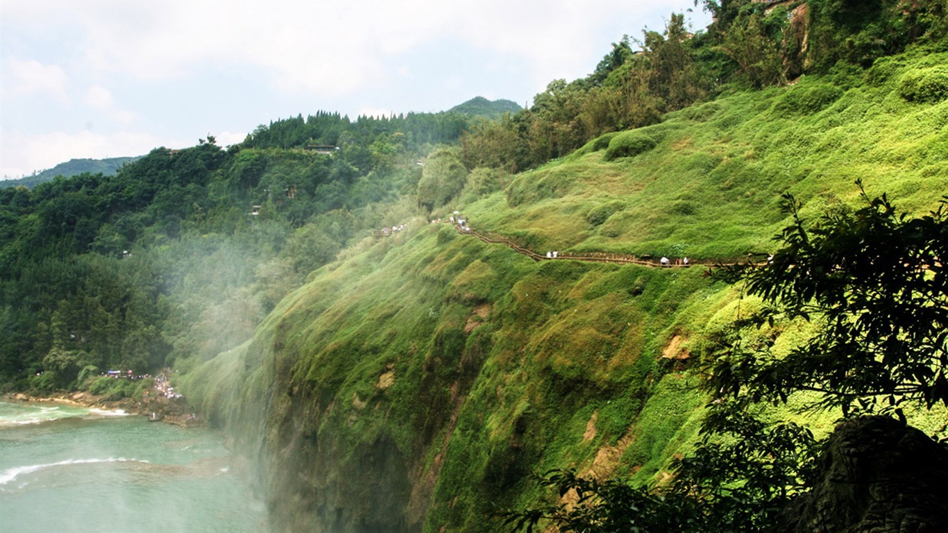 Huangguoshu Falls (Minghu obras Metasequoia) #7 - 1366x768