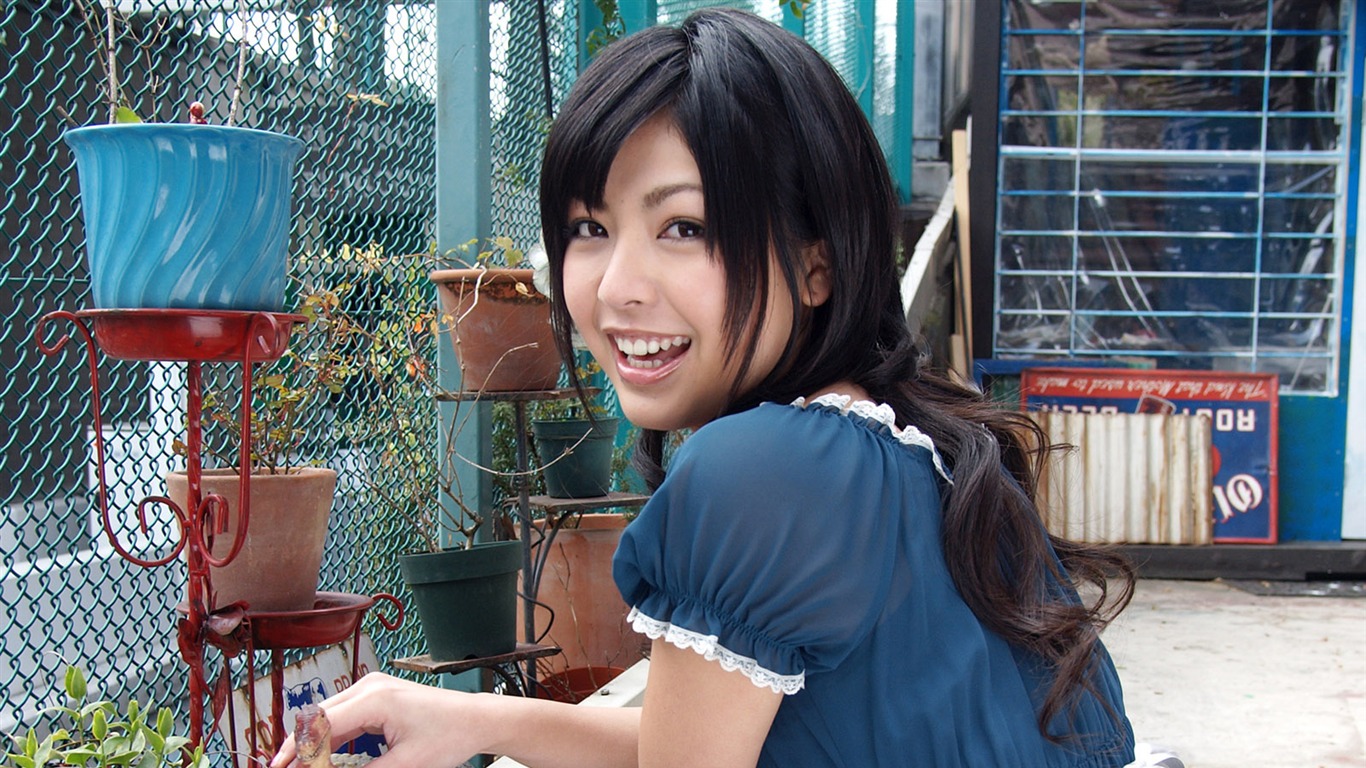 美女佐藤さくら壁紙專輯 #5 - 1366x768