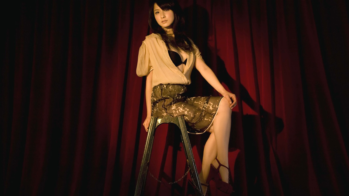 美女松木里菜 壁紙專輯(二) #19 - 1366x768
