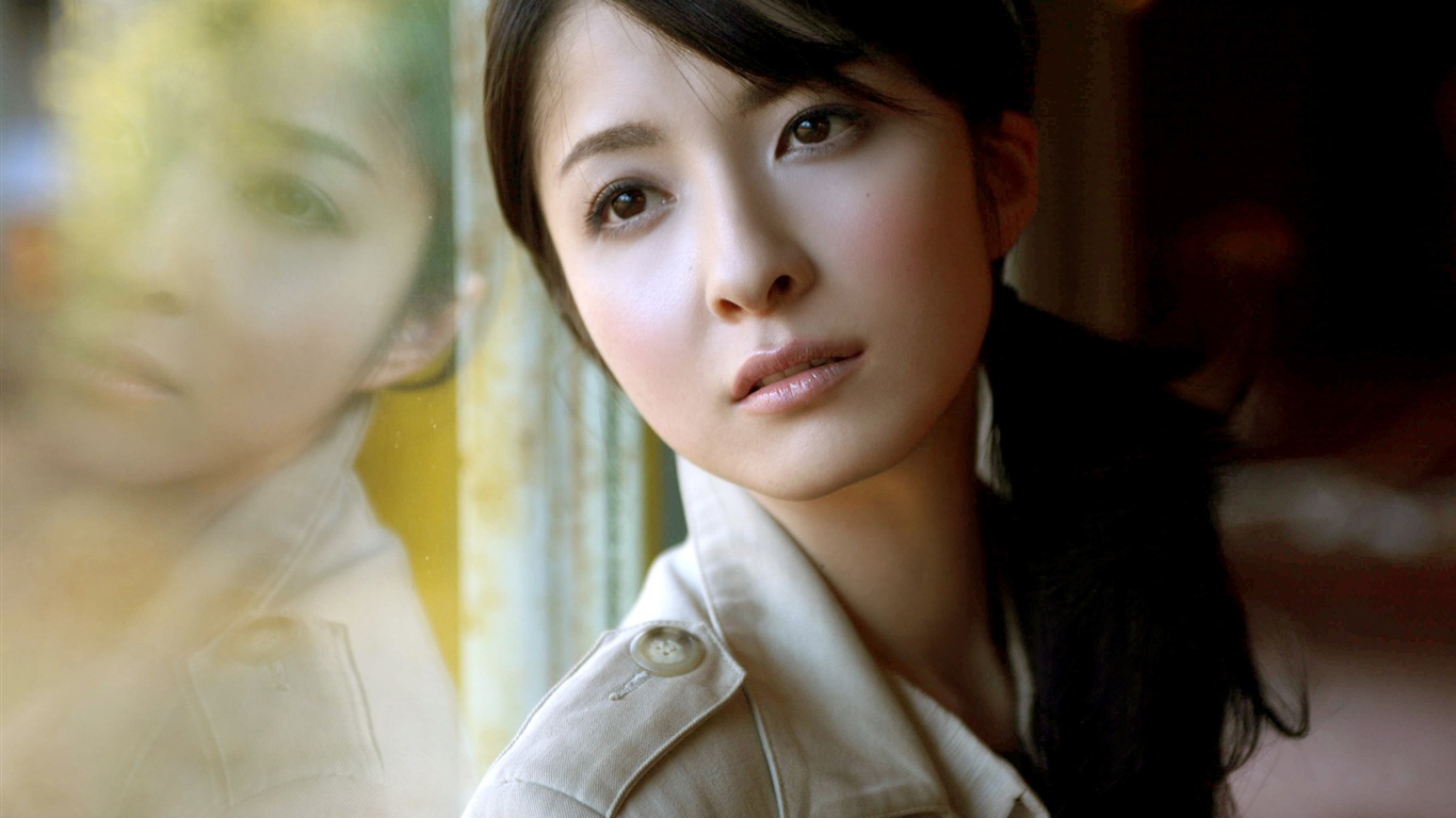 美女松木里菜 壁紙專輯(三) #3 - 1366x768
