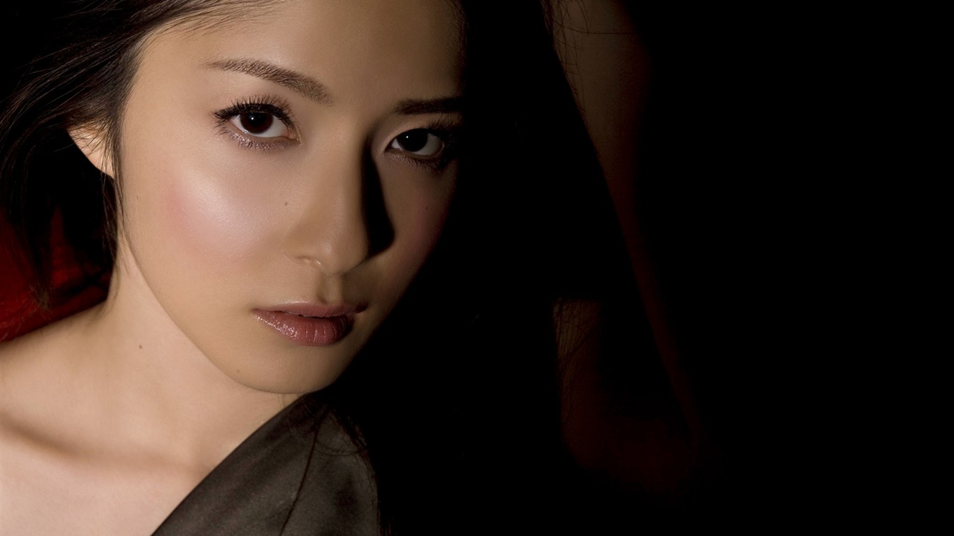 美女松木里菜 壁紙專輯(三) #14 - 1366x768