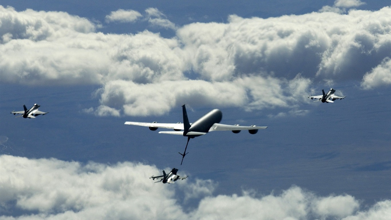 Seleccione una magnífica escena de fondos de pantalla militares #4 - 1366x768