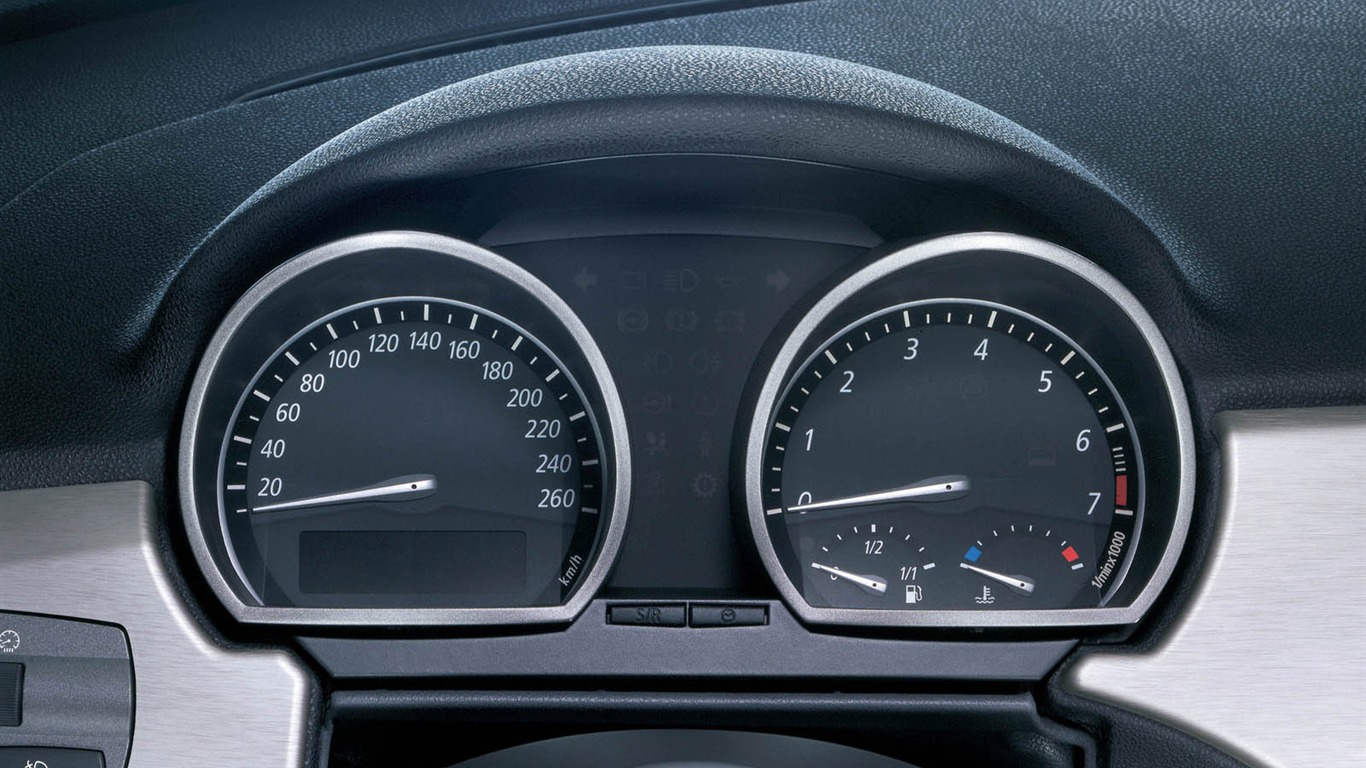 精細汽車儀表壁紙 #4 - 1366x768