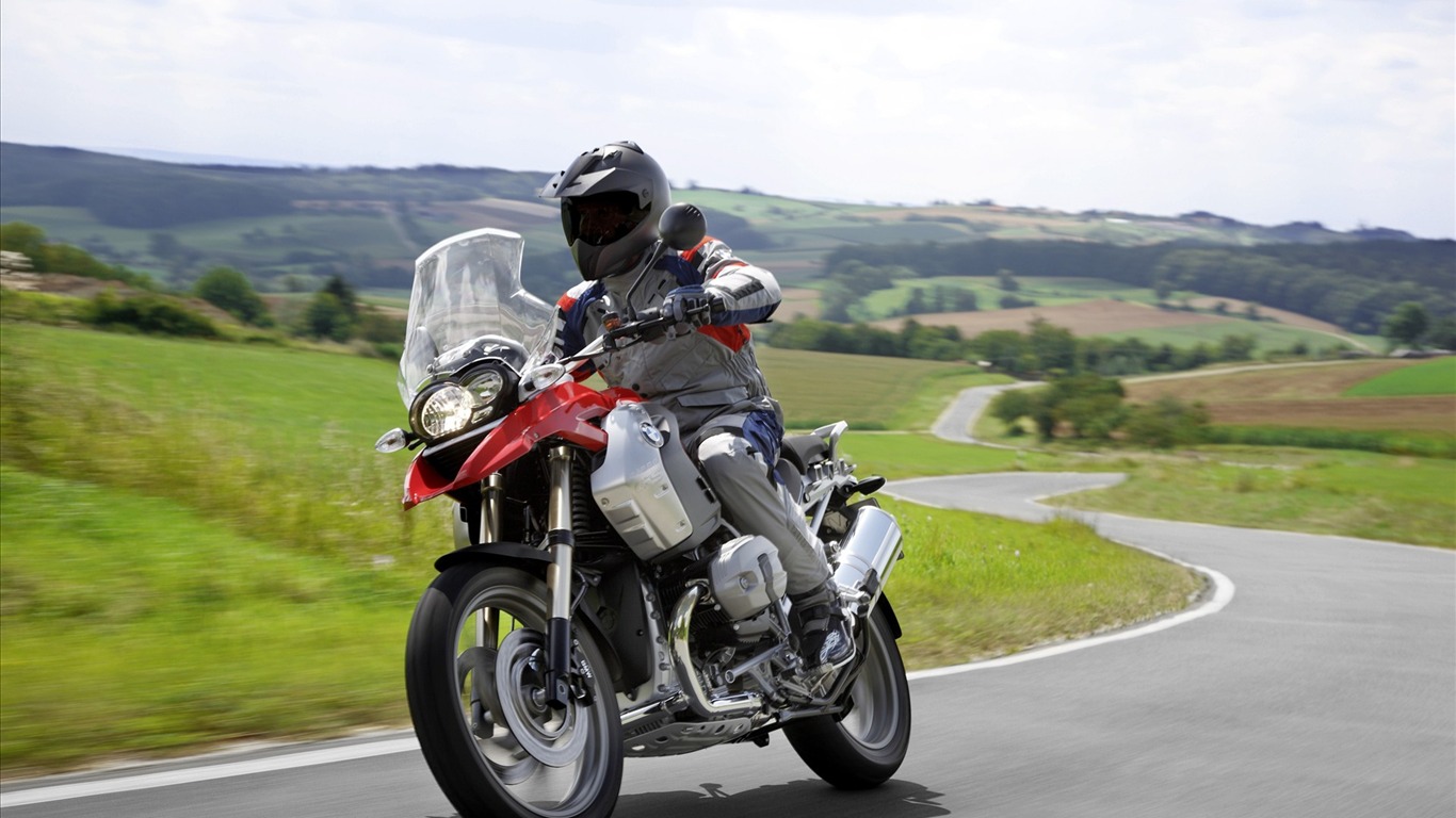 2010 BMW motocykl na plochu #2 - 1366x768