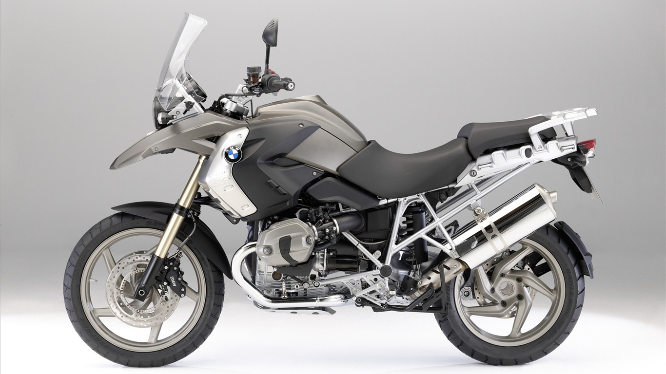 2010 fondos de pantalla de la motocicleta BMW #17 - 1366x768