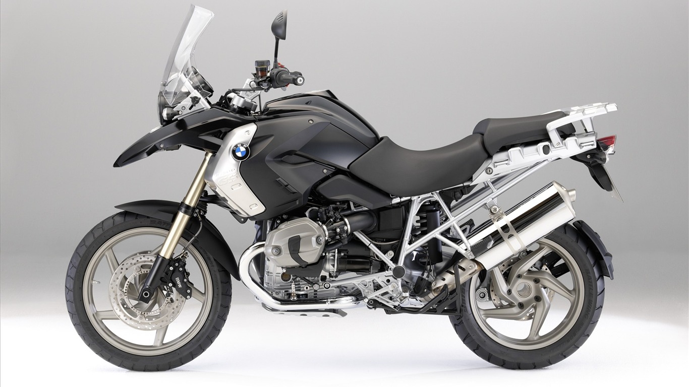 2010 fonds d'écran de motos BMW #18 - 1366x768