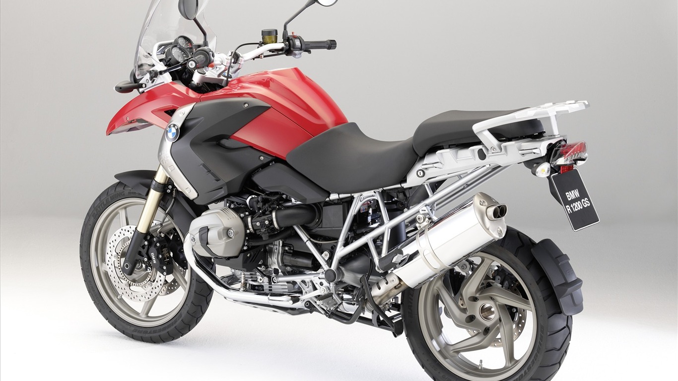 2010 BMW motocykl na plochu #21 - 1366x768