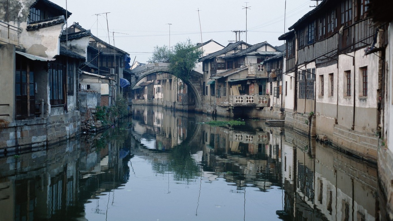 Staré Hutong život pro staré fotografie wallpaper #8 - 1366x768