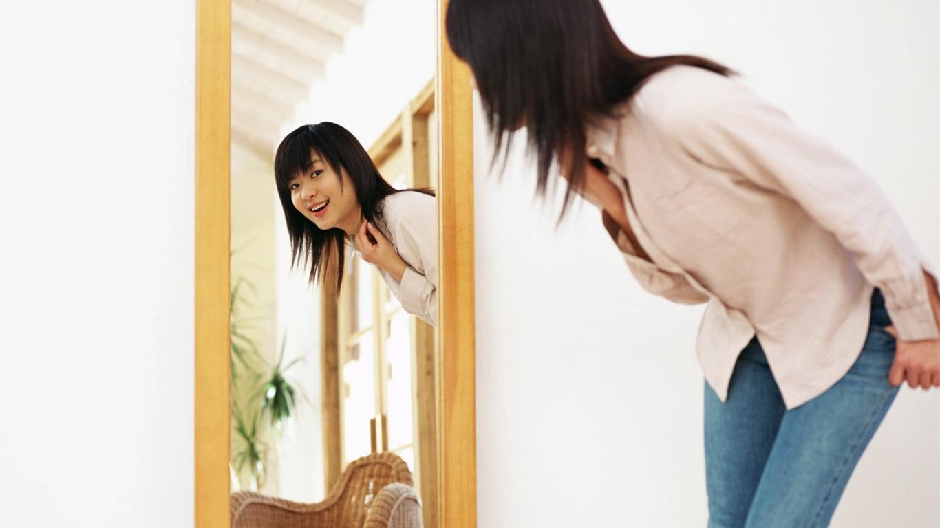 夏日年輕純情女孩壁紙 #4 - 1366x768
