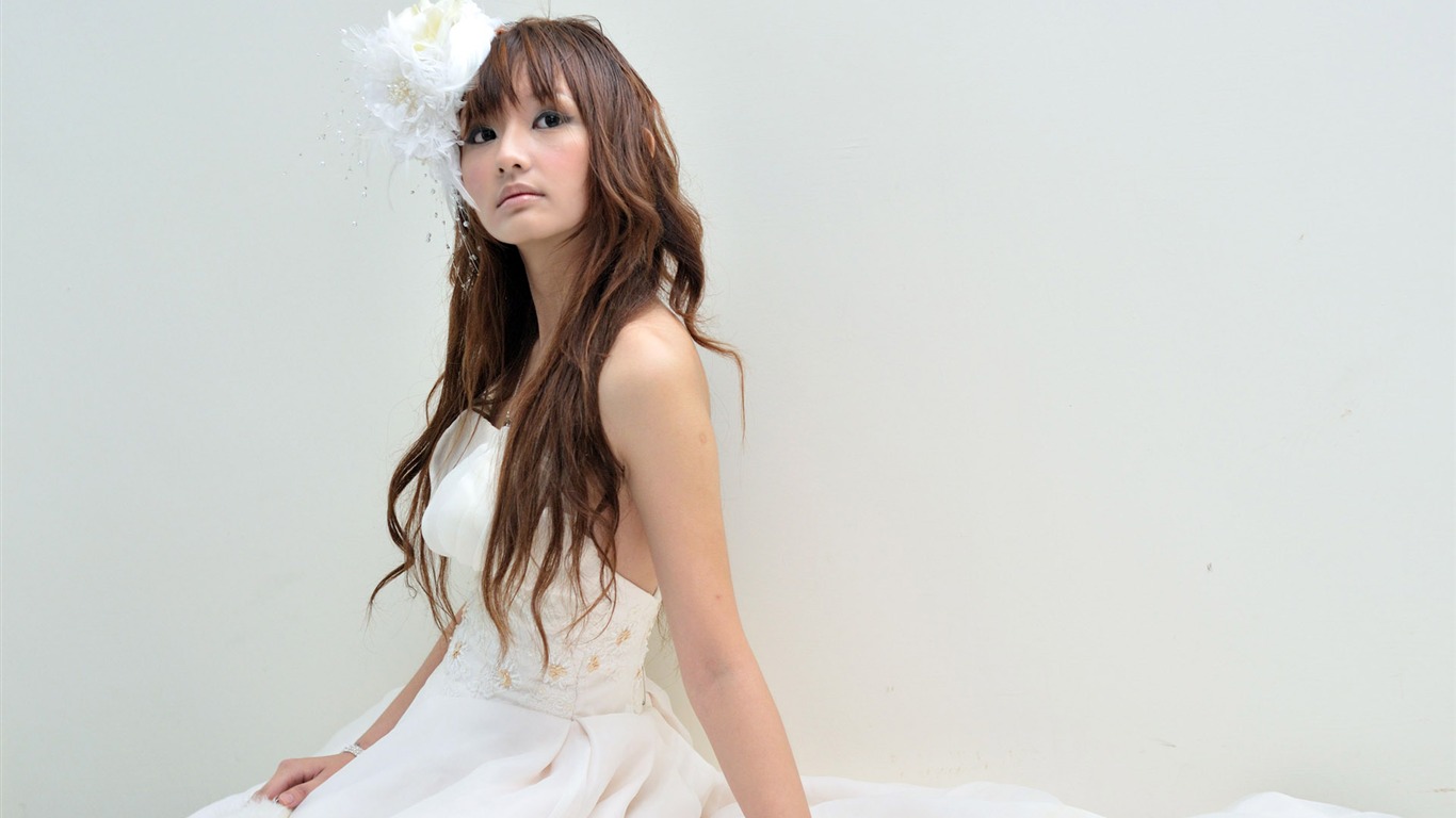 美麗清純新娘 #3 - 1366x768
