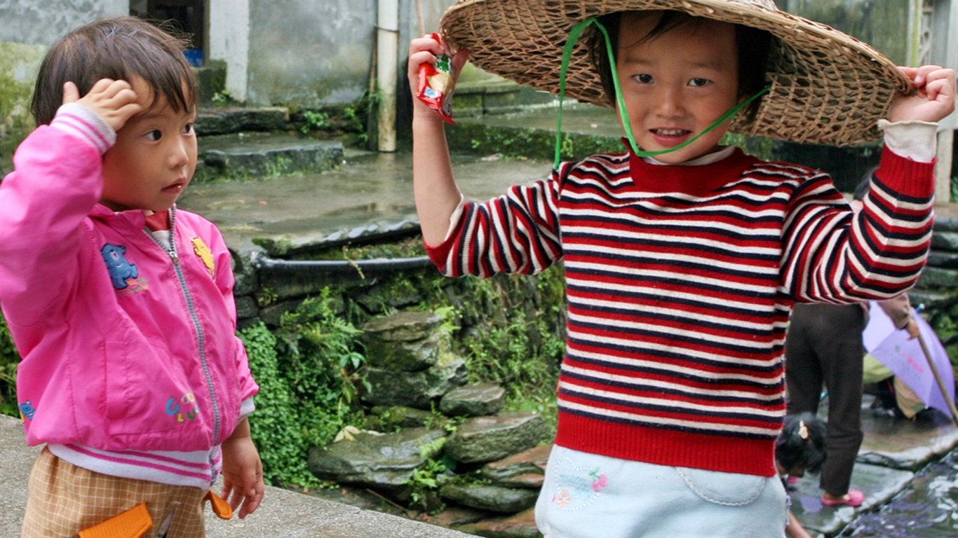 Wuyuan in the rain line (Minghu Metasequoia works) #5 - 1366x768