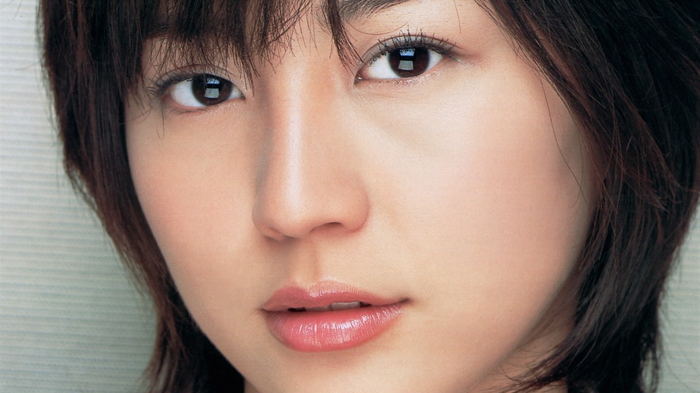 長澤雅美 壁紙 #12 - 1366x768