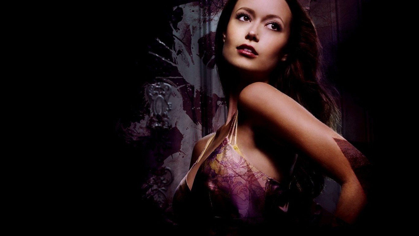 Summer Glau fondo de pantalla #16 - 1366x768