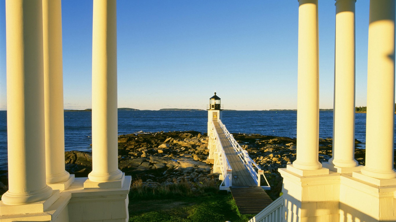 Coastal Lighthouse HD Wallpaper #18 - 1366x768