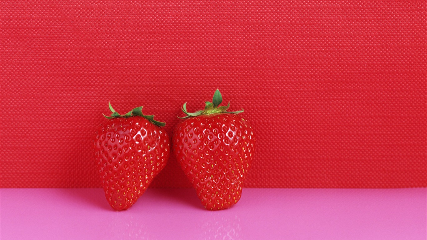 Fond d'écran aux fraises fraîches #6 - 1366x768