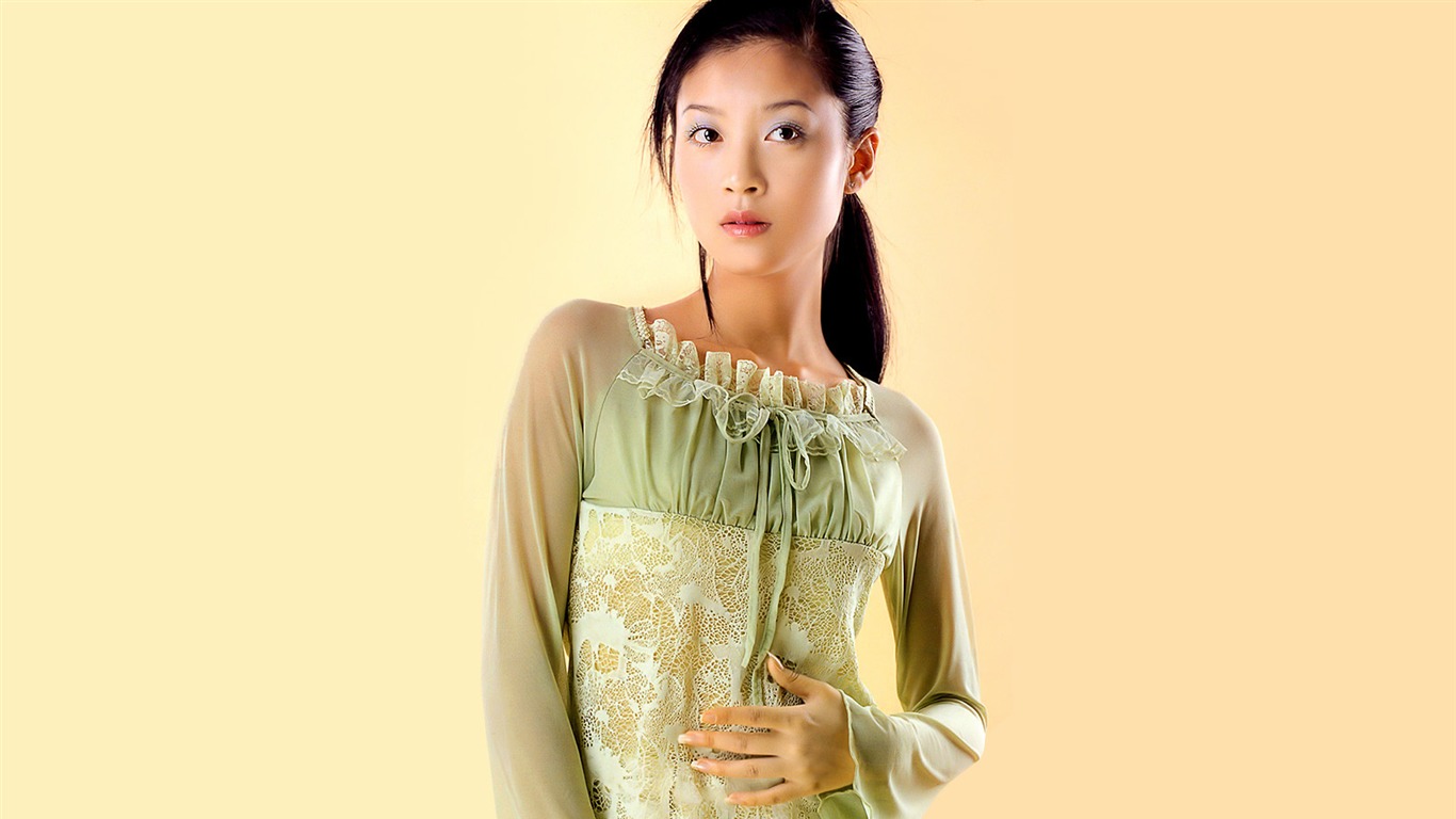Oriental Beauty Fashion Show #3 - 1366x768