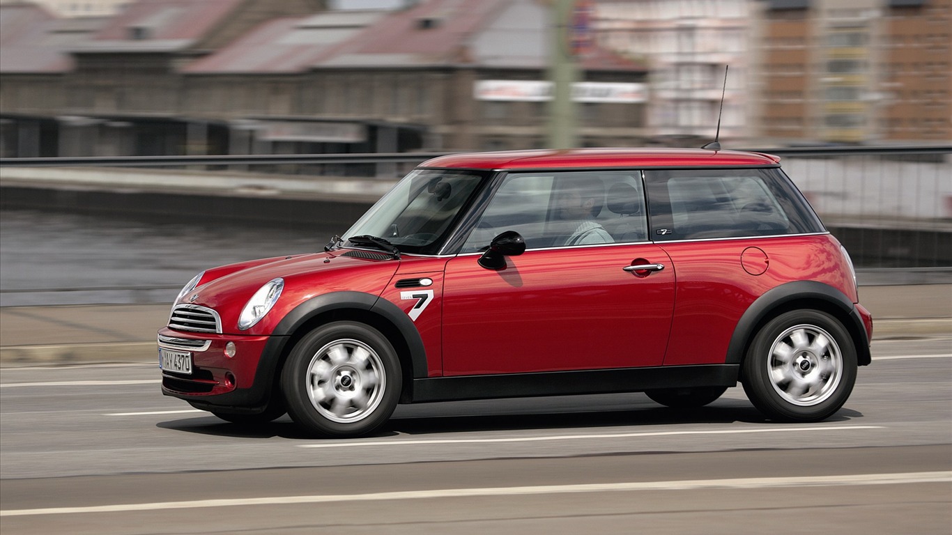 Mini Auto HD Tapety na plochu #5 - 1366x768