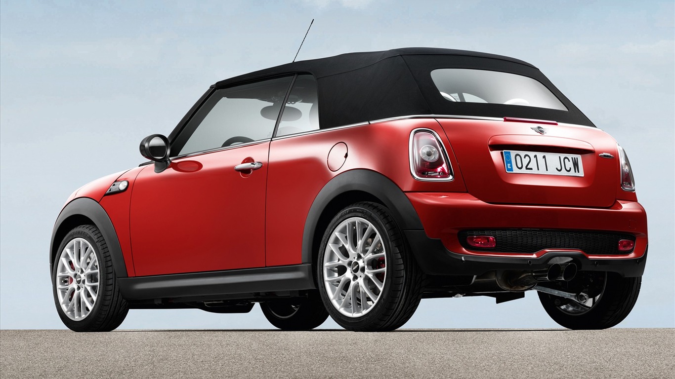 Mini Auto HD Tapety na plochu #24 - 1366x768