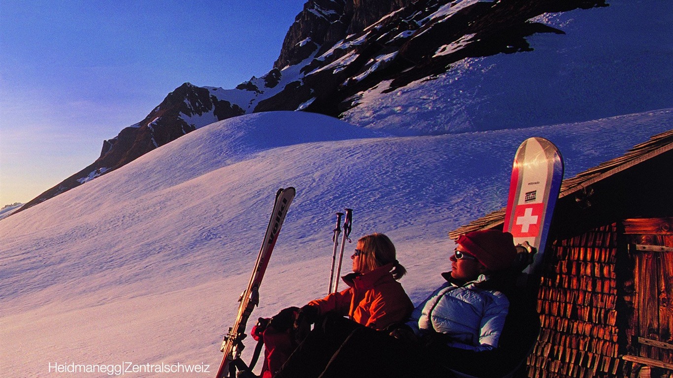 Switzerland Tourism Winter wallpaper #9 - 1366x768
