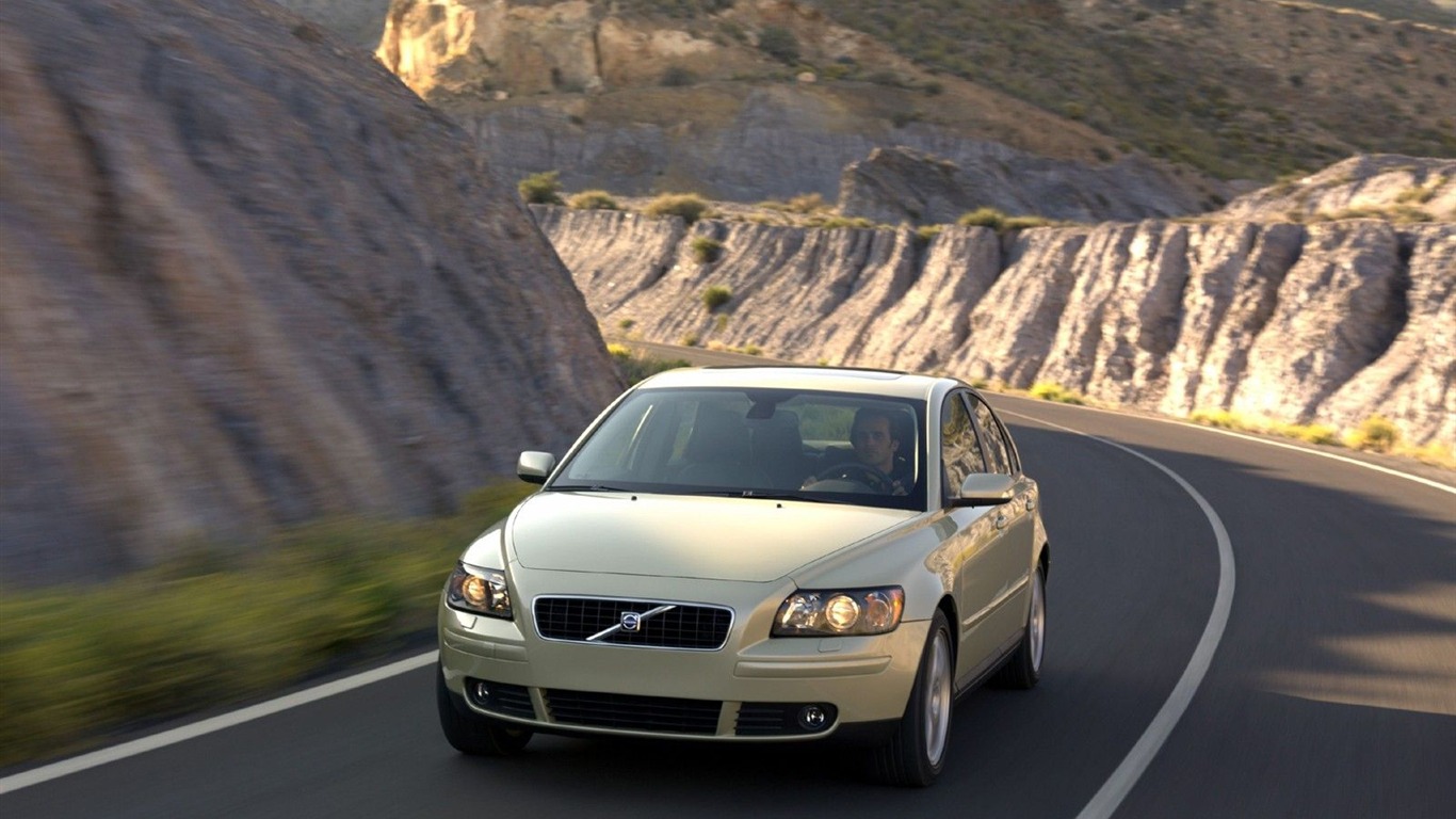 Volvo S40 Wallpaper Album #15 - 1366x768