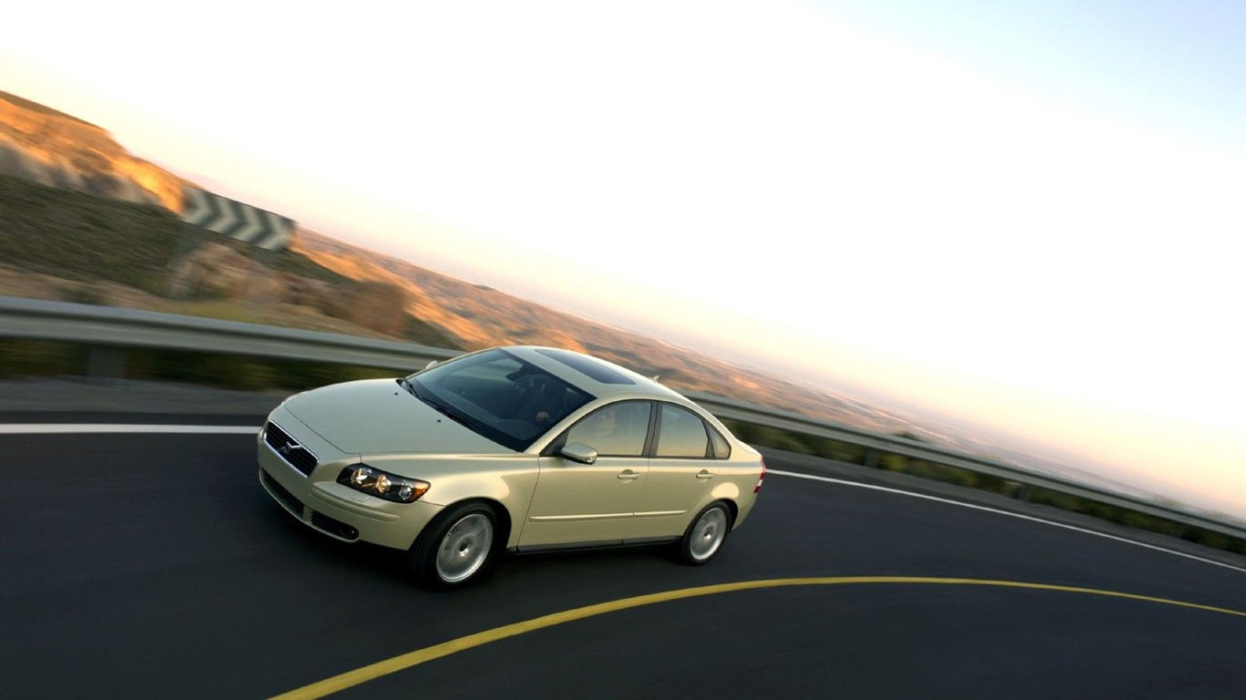 Volvo S40 Wallpaper Album #17 - 1366x768