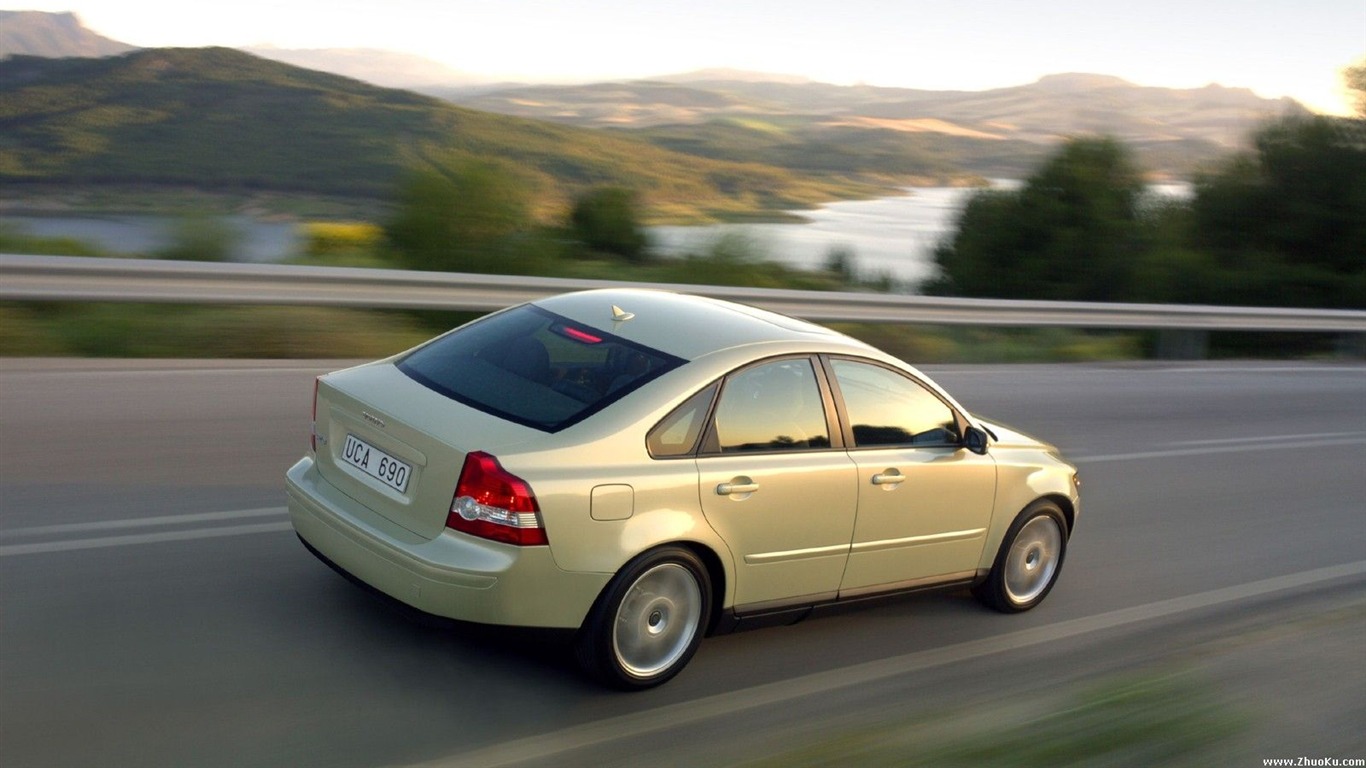 Album Volvo S40 Fond d'écran #32 - 1366x768